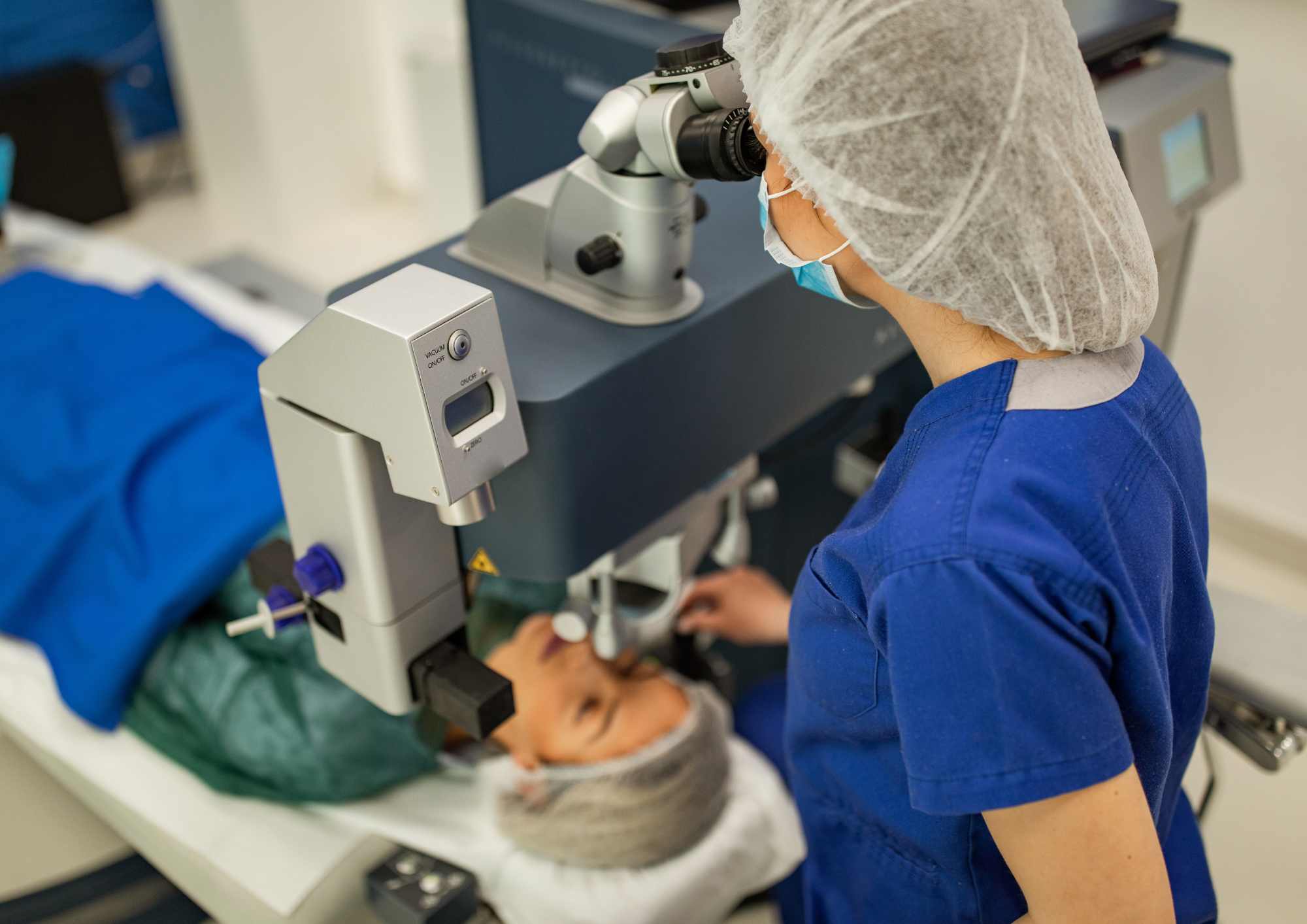 Beneficios de operación de miopía