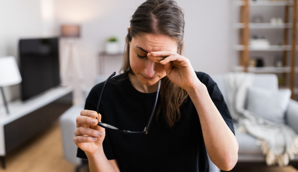 ojos-cansados-que-es-la-fatiga-ocular-o-astenopia